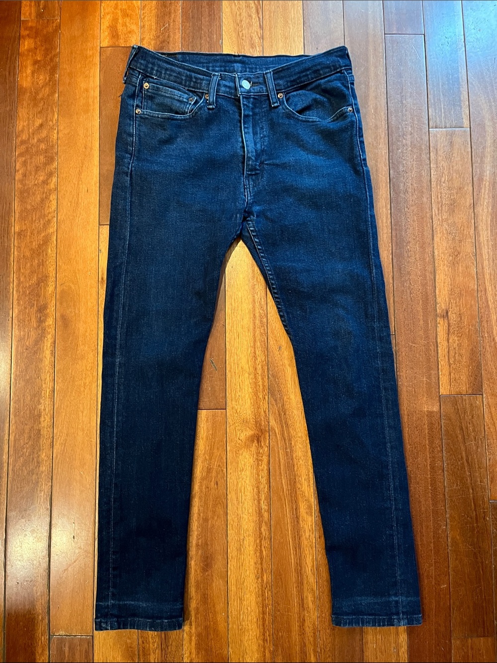 Levi’s 519 Black Skinny Jeans 34x32